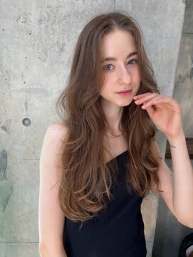 サイン 表参道(SIGN) レイヤーカットグレージュカラーデザインカラーシルキーベージュ