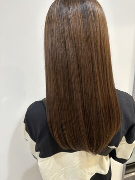 ラルジュヘアイコール(Large hair equal =) さらさらロングヘアー
