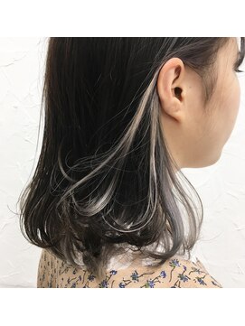 プライズ 表参道原宿店(prize) ボブイヤリングカラーホワイトグレーインナーカラーグレー原宿