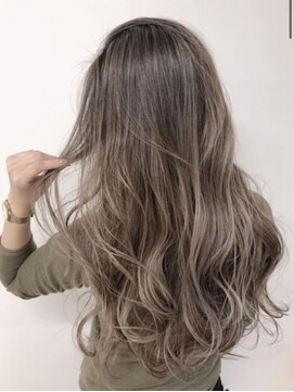 グランディール(Grandir) ハイライトベージュカラー