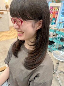 ロミー 本厚木(ROMMY.) 大人可愛いレイヤーカットどの世代も似合う◎ひし形