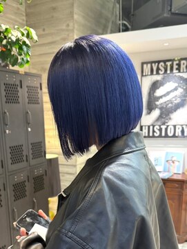 ヲタク(wotaku.) ネイビーブルーブルージュカラー青髪ブリーチカラーダブルカラー