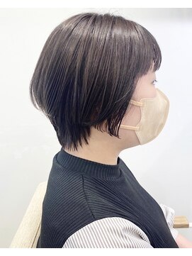 モリオフロムロンドン 松戸店(Morio from London) 【モリオ松戸　石山】大人可愛い前下がりくびれショート前髪あり