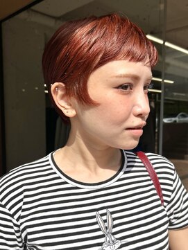 ノラ ヘアーサロン(NORA HAIR SALON) ブリーチベースに入れたオレンジブラウンピクシーカットスタイル