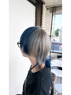 ロブ(R.O.B) ホワイト×ブルー