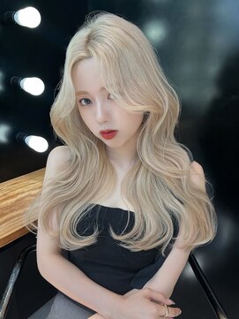 アルバム 池袋(ALBUM) 韓国ブリーチホワイトハイトーンベージュヘアロング_F20906