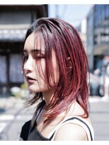 ヤイカ(YAYKA)&nbsp;カシスカラーのミディアムレイヤー。