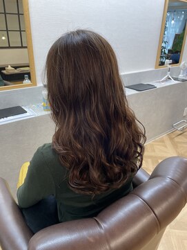 インビテーション(invitation) オリーブベージュ