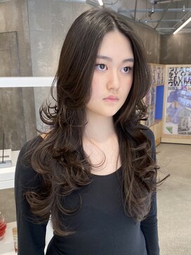 ピークアブー 原宿ハラカド(PEEK-A-BOO) 海外風レイヤーロングミディアムハッシュカットデシタルパーマ