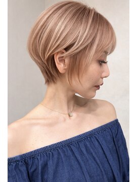 ジゼル(gisele) 大人ショート×微シャドールーツ