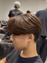 リード 渋谷店(REEED) MEN'S HAIR/センターパート×テーパーフェード