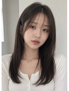 アンサム 久留米店(UNSOME)の写真/【CUT+縮毛矯正￥11000】憧れの自然なストレートヘアが叶います☆【久留米】