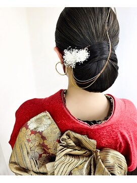 セットサロン ベル(Belle) シニヨン