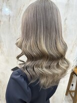 ラビス(Lovis)&nbsp;ハッシュカット/フルバング/似合わせカット/レッドブラウン