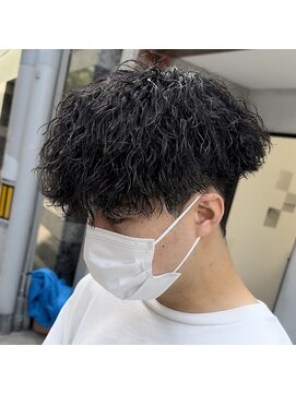 ウェーブ(WAVE) 前下がりマッシュ×ツイストスパイラル/メンズパーマ