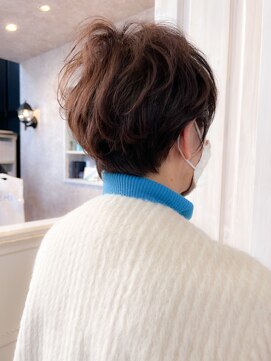 キャアリー(Caary) 福山市 大人ショートヘア/ショートボブ/ベリーショート人気Caary