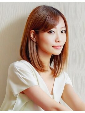 ミスグランディーヴィラス(Miss Grandee VILLAS) ツヤ感ナチュラルうるツヤボブ30代40代50代