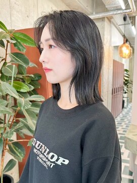 ノエ(noe) 顔まわりレイヤーボブa-5/切りっぱなしボブ/グレージュ/20代30代