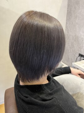 プーパ ヘアーユニ(pupa hair uni) 伸ばしかけショート