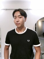 フェイヴィーズ(FavyS) センターパート　大阪美容室　心斎橋美容室　南船場美容室