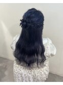 ハーフアップ　サイドお団子　ウェーブ巻き　アイドルヘア