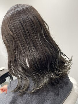 リノア(Lino'a) 波巻き/ロングレイヤー