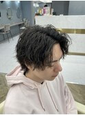 センターパートウルフ