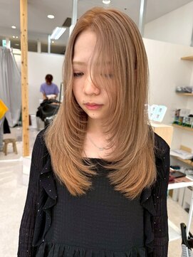 ハニー 町田(HONEY) ハッシュカット/ハイレイヤー/ブリーチ/ミルクティーベージュ