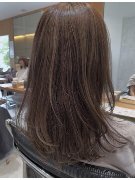 ヘアーエスクールエミュ(hair S. COEUR emu) 【アッシュべージュ★レイヤーカット】