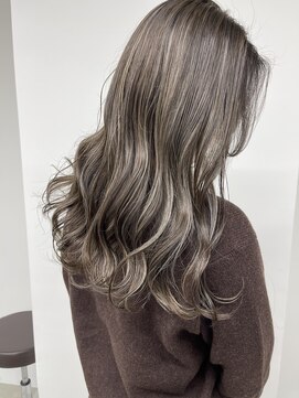 コヨーテ(coyote) ココアグレージュ ハイライト  レイヤーロング