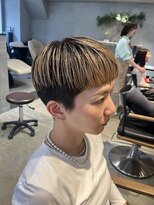 ニーイチイチ(211)&nbsp;ベリーショートマッシュ×ハイトーン