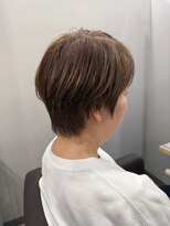 カミエ(kamie)&nbsp;大人っぽく仕上がるショートヘア×ブラウンカラー