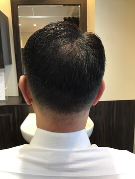 ヘアクリニックカルム 日暮里(Hair Clinic Calme) フェード７：３スタイル