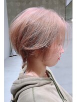 ヤドリギ(yadorigi) ハイトーン×ショートレイヤースタイル