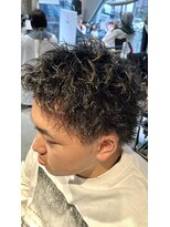 アプリコ(APREKO) ピンパーマ×スパイキーショートスタイル