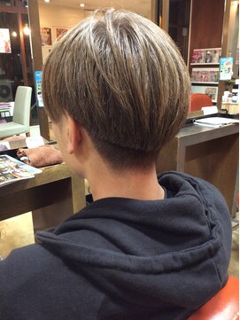 ヘアー ステージ ギヴ HAIR STAGE Give 弁天町店 2ブロック&アッシュの大人セクシーモード!