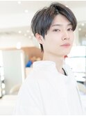 かきあげバングアッシュブラックウルフ短髪モテ髪