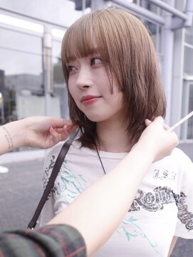 ノブレス ノアール(NOBLESSE NOIR) 姫カット×レイヤー/ルーツカラー/ハイトーン