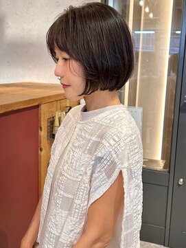 アトリエ(atelier.) 丸みボブ　レイヤーカット　30代40代　白髪染め　グレージュ