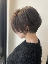 ケイトブラウン(KATE BROWNE) グラボブ/ショートボブ/アッシュグレー/30代髪型