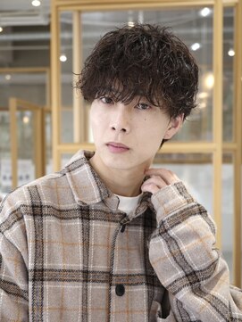 フェリアファム 北千里(FERIA fam) シャドウパーマ