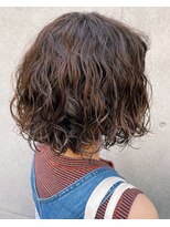 レジュアル(RESSUAL)&nbsp;ミディアムヘア暗めカラーグランマッシュパーマ