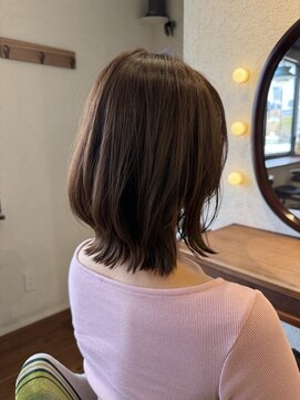 エルサフィロ キタハマ(el zafiro kitahama) 20×30×40代×透明感×艶感×髪質改善×外ハネ×くびれヘア