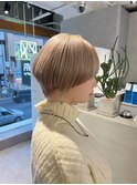 10代20代大人可愛い似合わせショートハイトーングレージュ