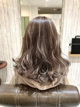 ヘアーデザイン ベルタ(Hair Design BELTA) ゆる巻き/コントラストハイライト/ハイライト