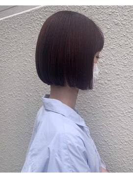 リア(Lia by KENJE) ブリーチなしレッドブラウン♪顔まわりカット　暖色カラー