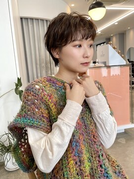 ポール(pole) 透明感オリーブベージュ