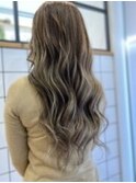 ホワイトグラデーション