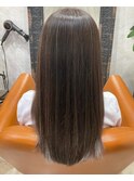 アッシュ系ハイライト