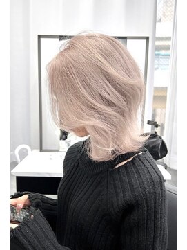 ランズ(LANDS) ホワイトミルクティーカラー【韓国ヘア 大阪 梅田】